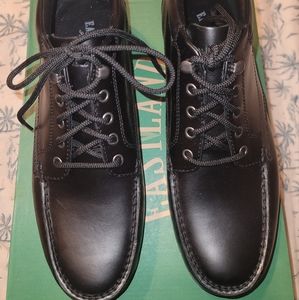 EASTLAND BROOKLYN CHUKA BOOTS SZ 11.5 BLACK NEW